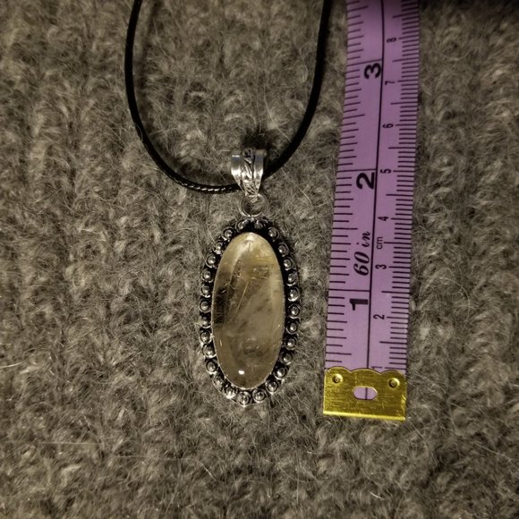 Golden rutile in quartz gemstone pendant, silver plate, artisan made, new - Picture 5 of 5